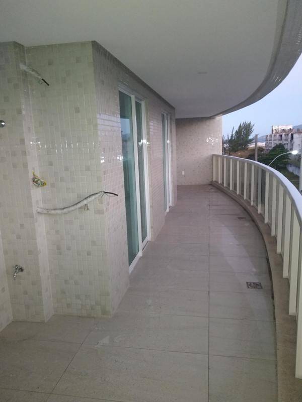 #1012 - Apartamento para Venda em Cabo Frio - RJ