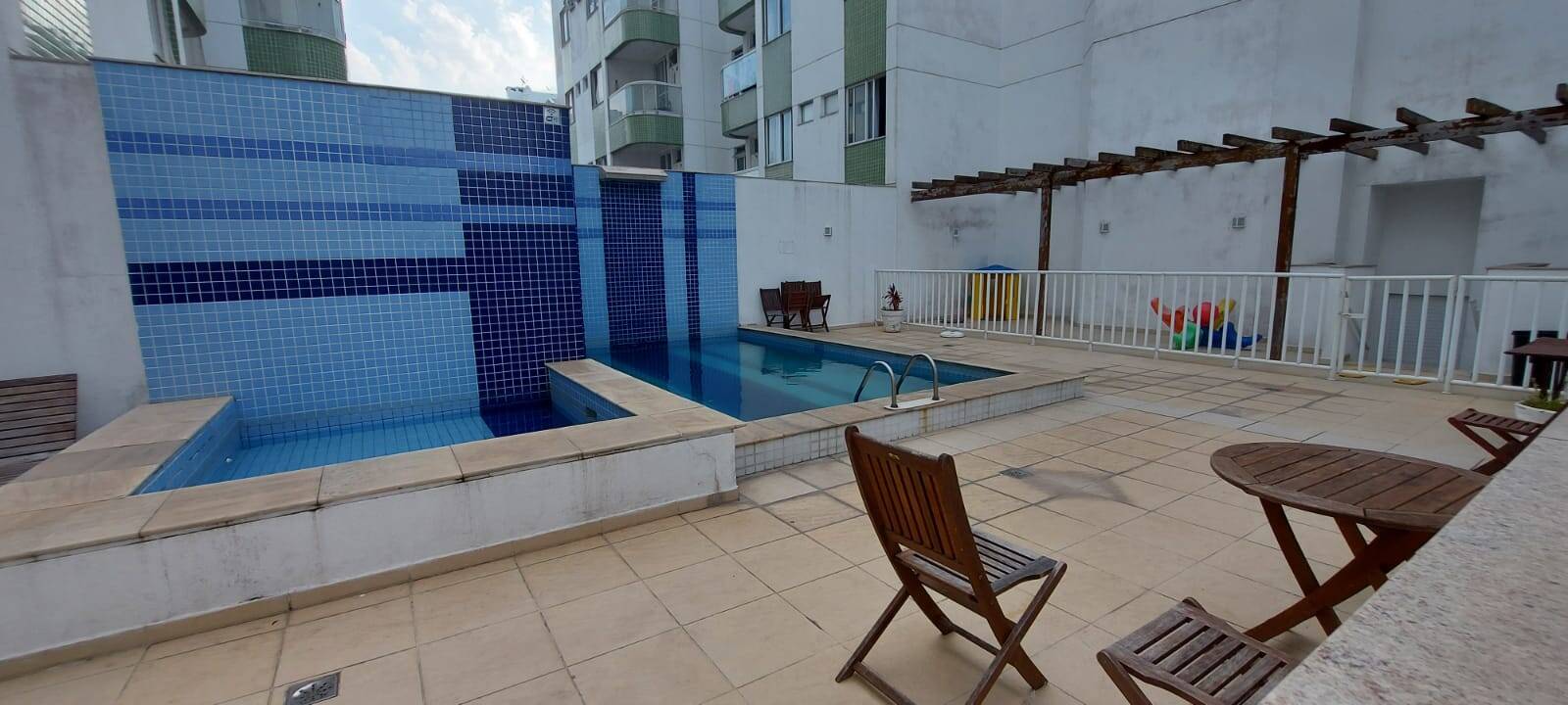 #1352 - Apartamento para Venda em Cabo Frio - RJ