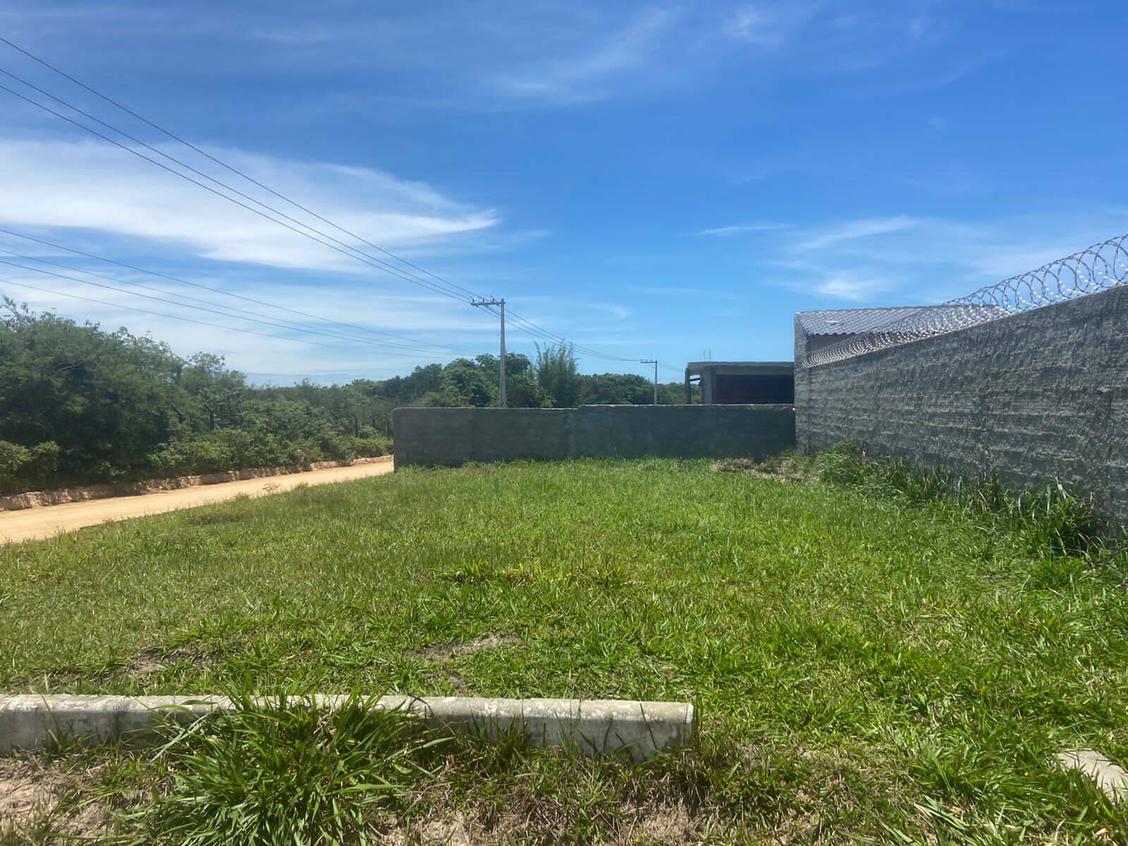 #1469 - Terreno em condomínio para Venda em São Pedro da Aldeia - RJ