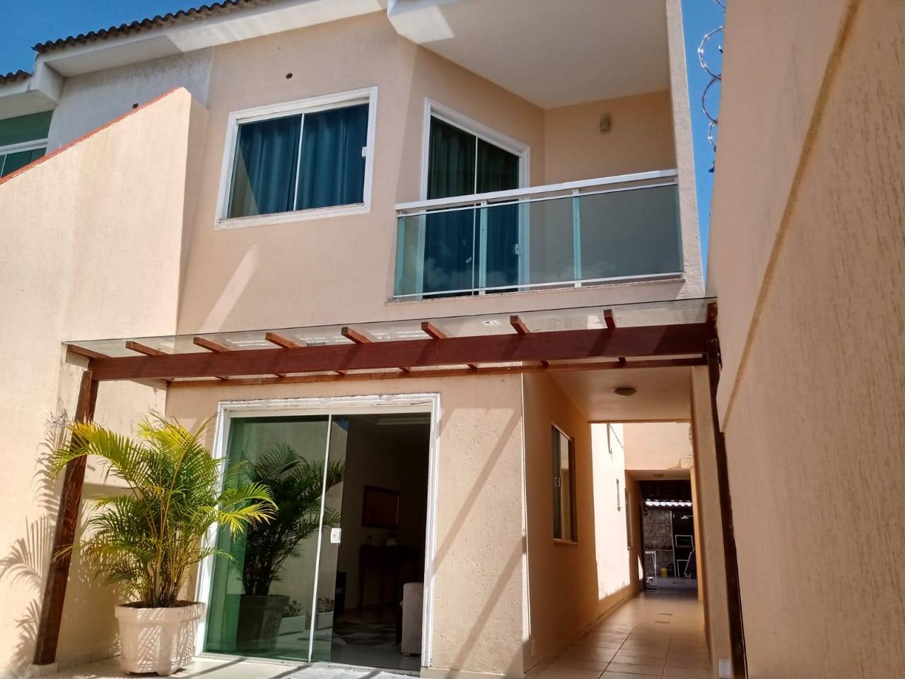 #1727 - Sobrado para Venda em Cabo Frio - RJ