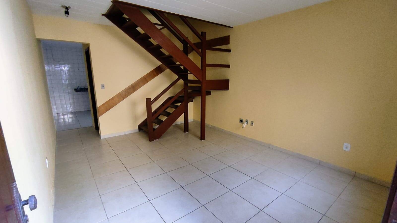 #1941 - Casa para Venda em Cabo Frio - RJ