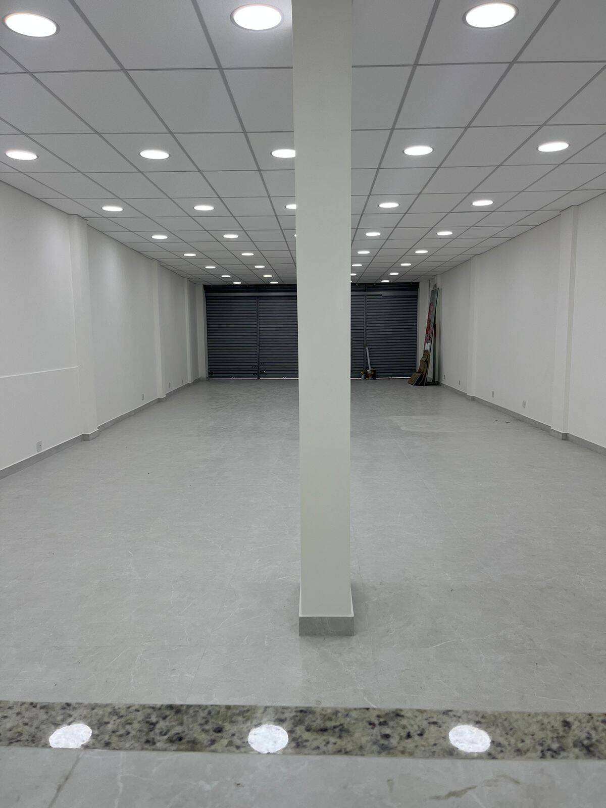 #2352 - Sala para Venda em Cabo Frio - RJ