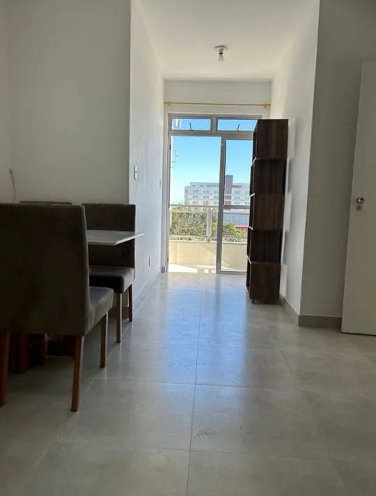 #2435 - Apartamento para Locação em Cabo Frio - RJ