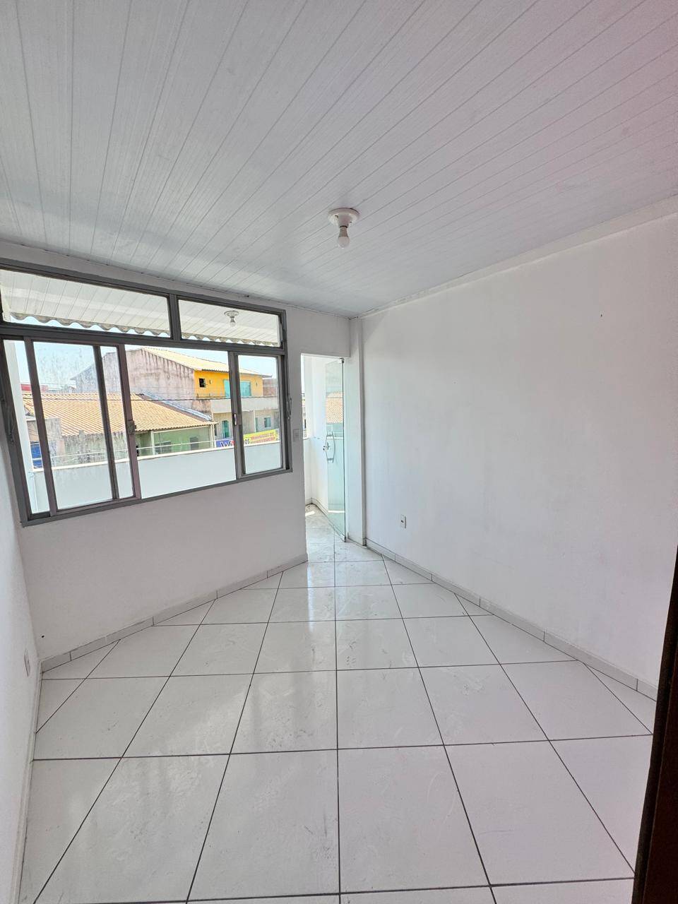 #2411 - Apartamento para Venda em Cabo Frio - RJ