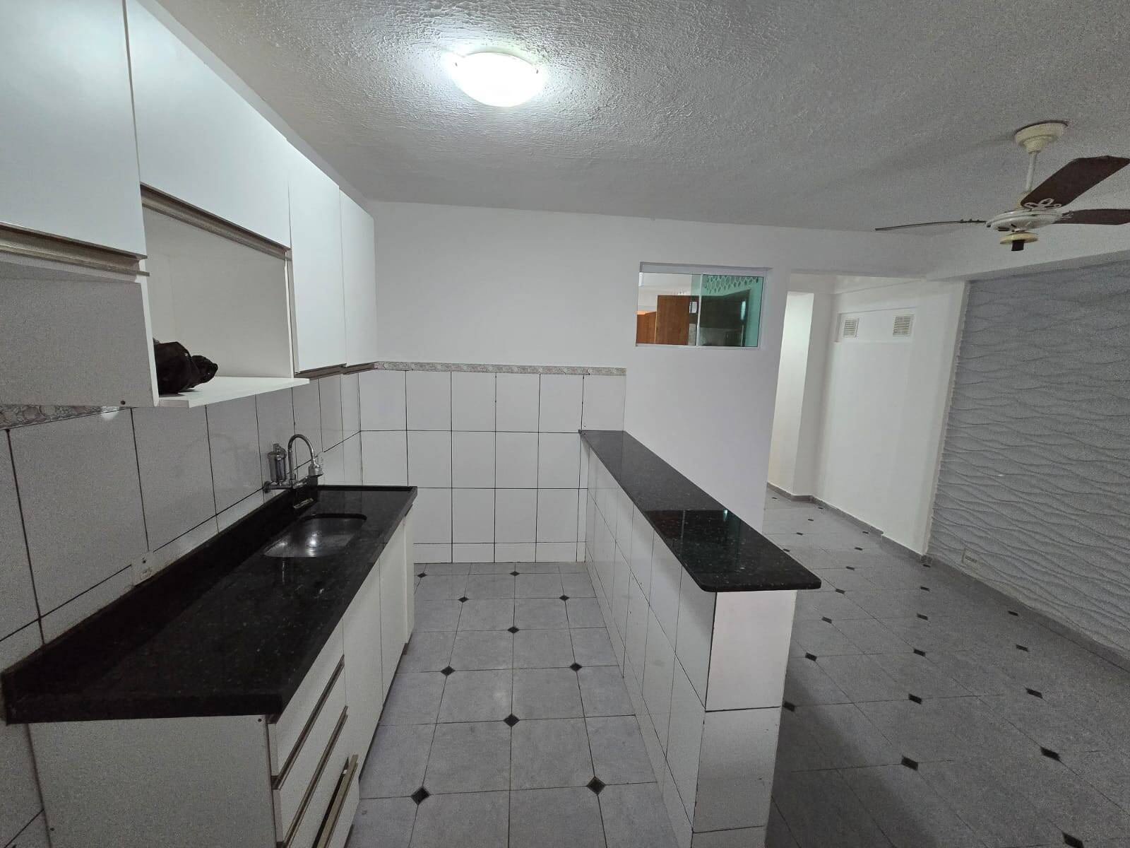 #2476 - Apartamento para Locação em Cabo Frio - RJ
