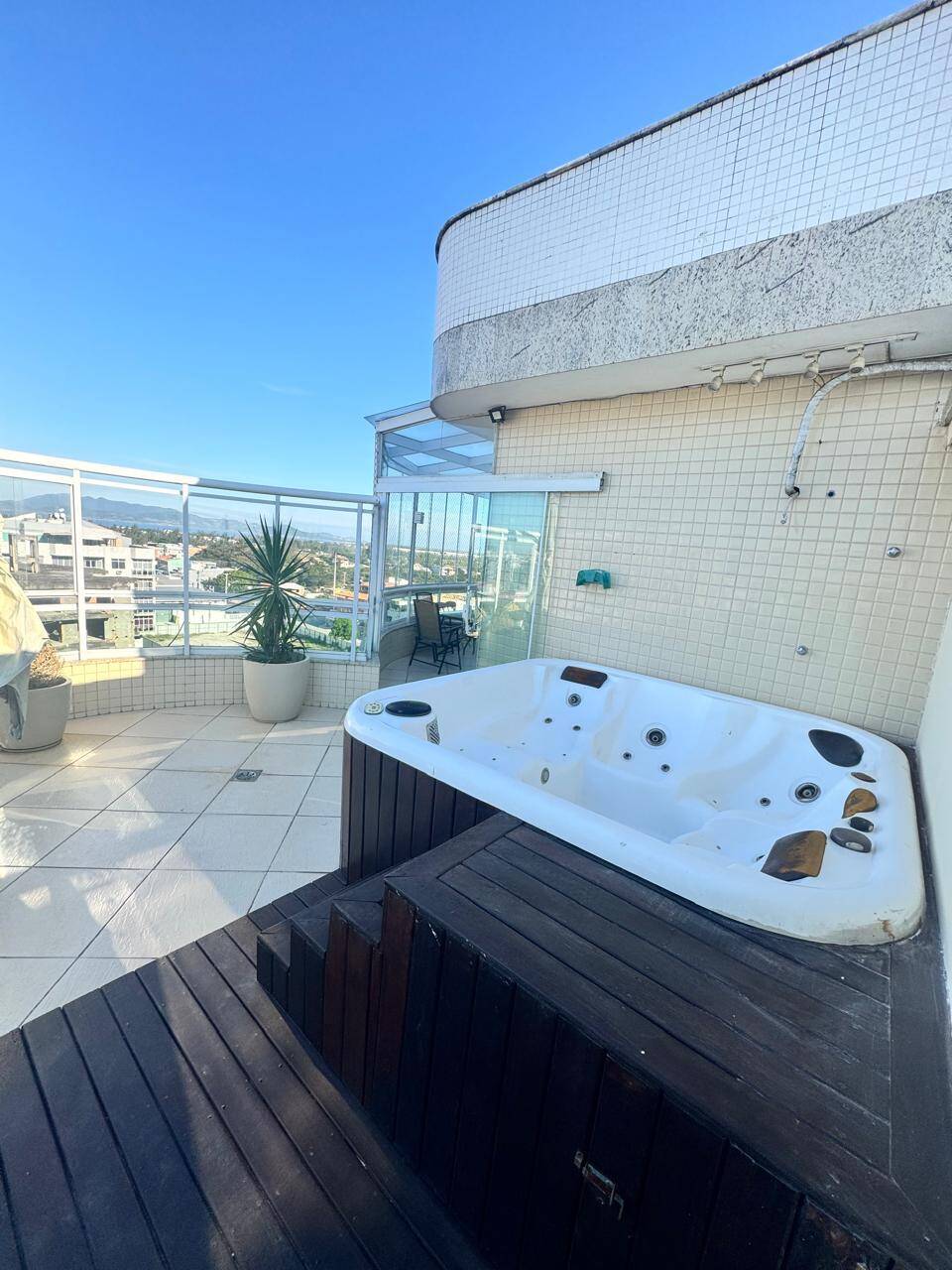 #2518 - Apartamento para Venda em Cabo Frio - RJ