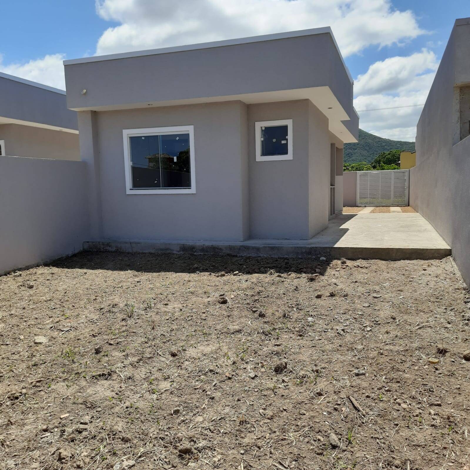 #2555 - Casa para Venda em Iguaba Grande - RJ