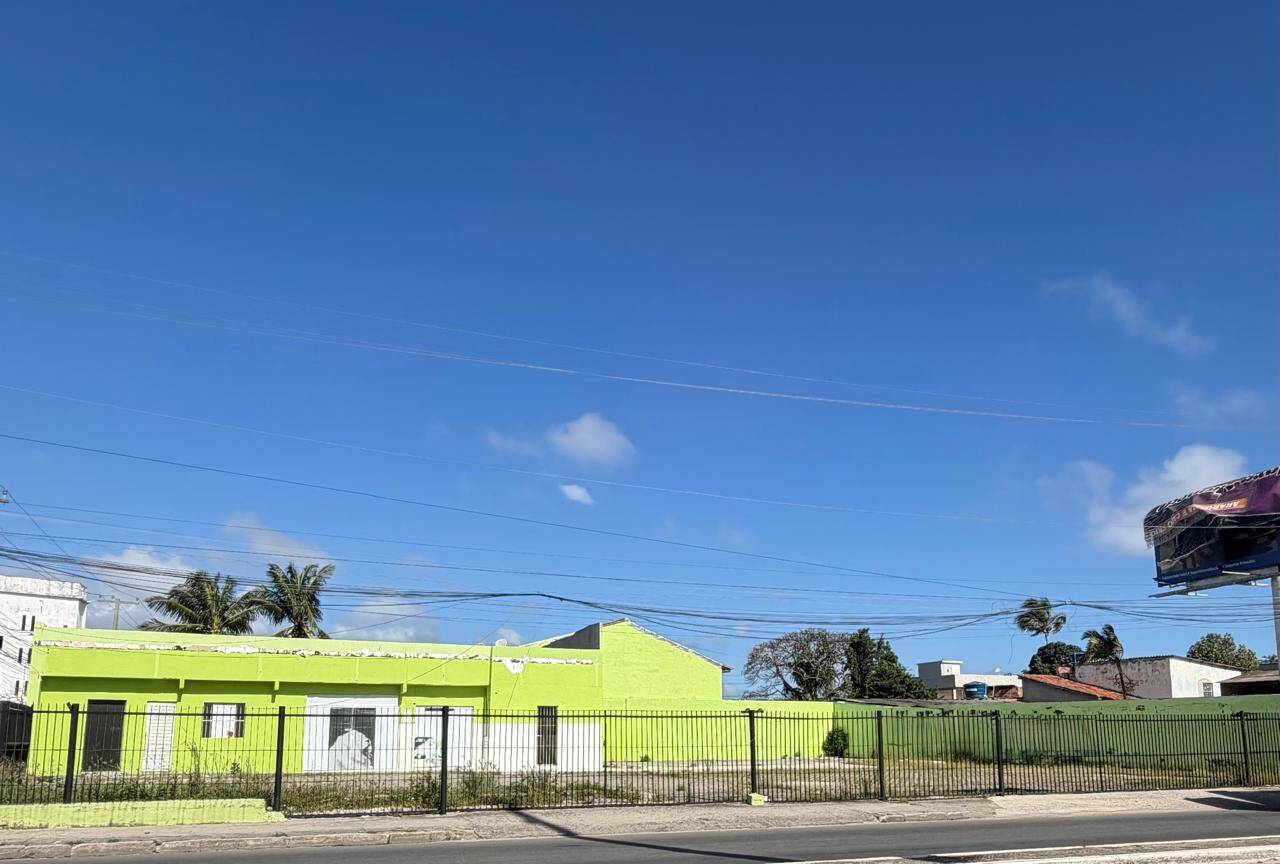 #2356 - Ponto Comercial para Locação em Cabo Frio - RJ