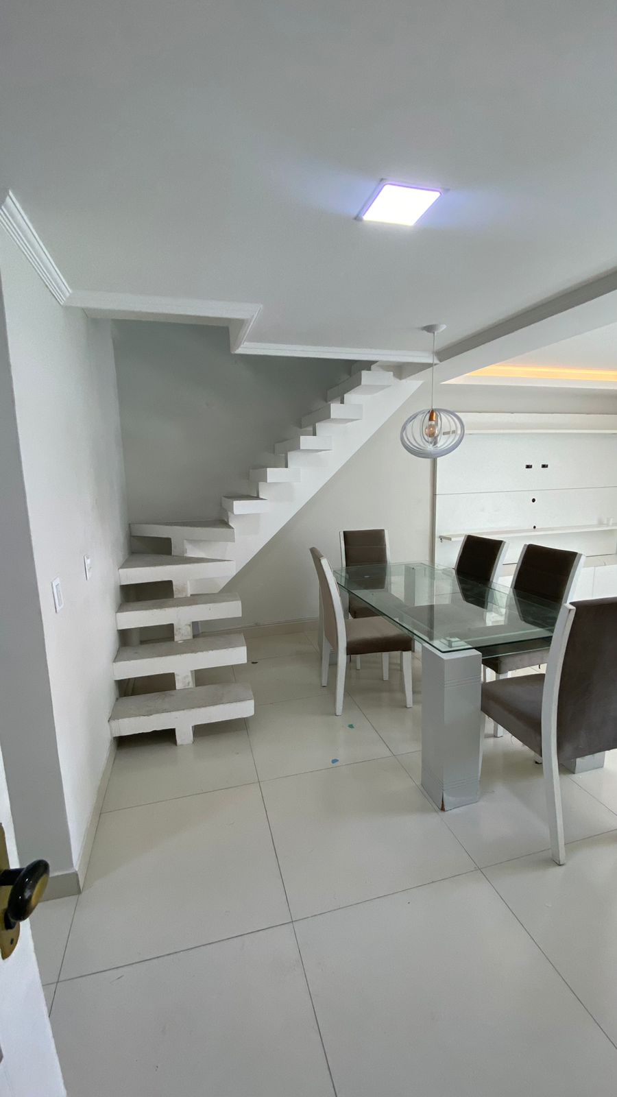 #2618 - Apartamento para Venda em Cabo Frio - RJ