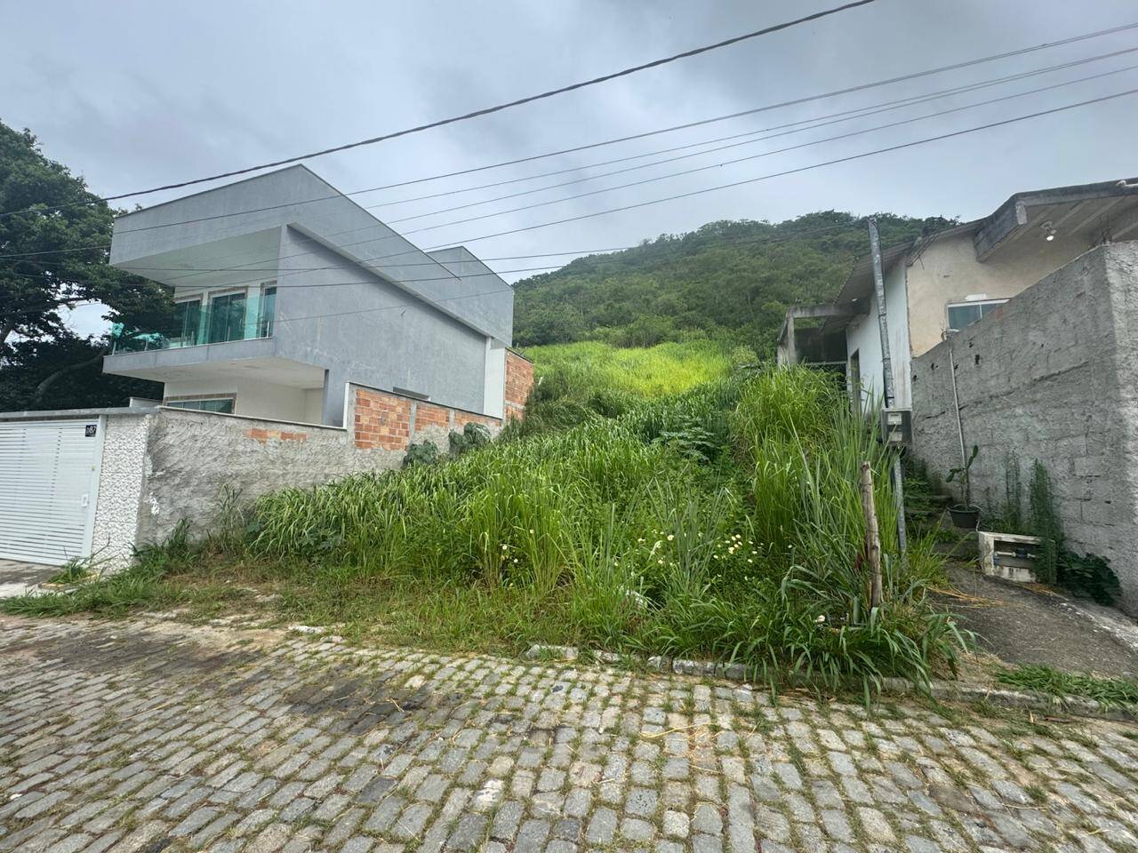 #2677 - Terreno em condomínio para Venda em São Pedro da Aldeia - RJ