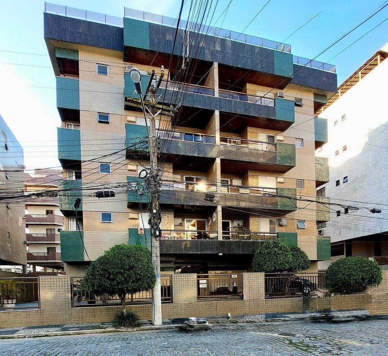 #2711 - Apartamento para Venda em Cabo Frio - RJ