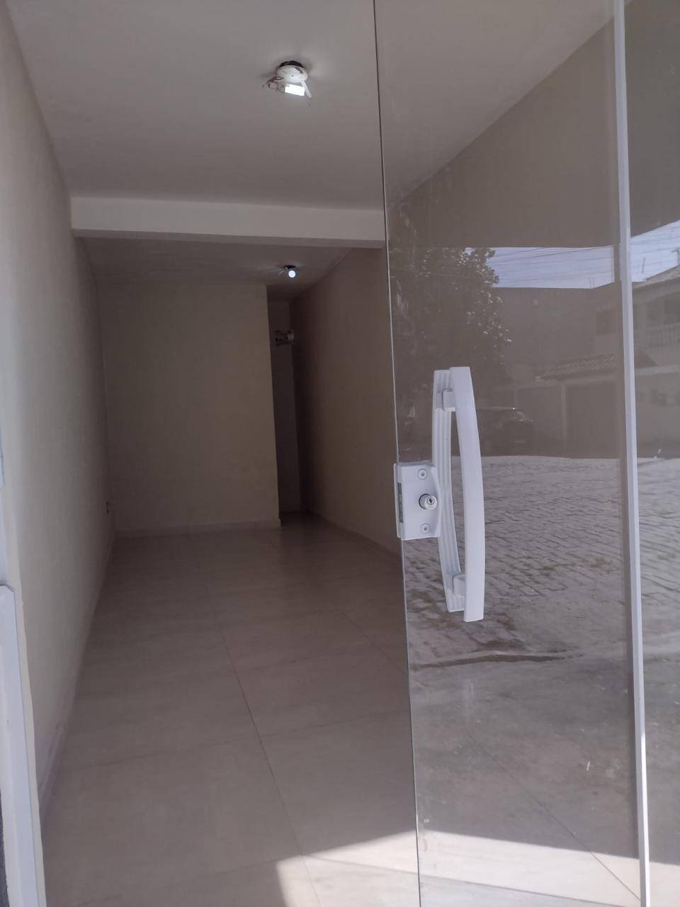 #2724 - Sala para Locação em Cabo Frio - RJ
