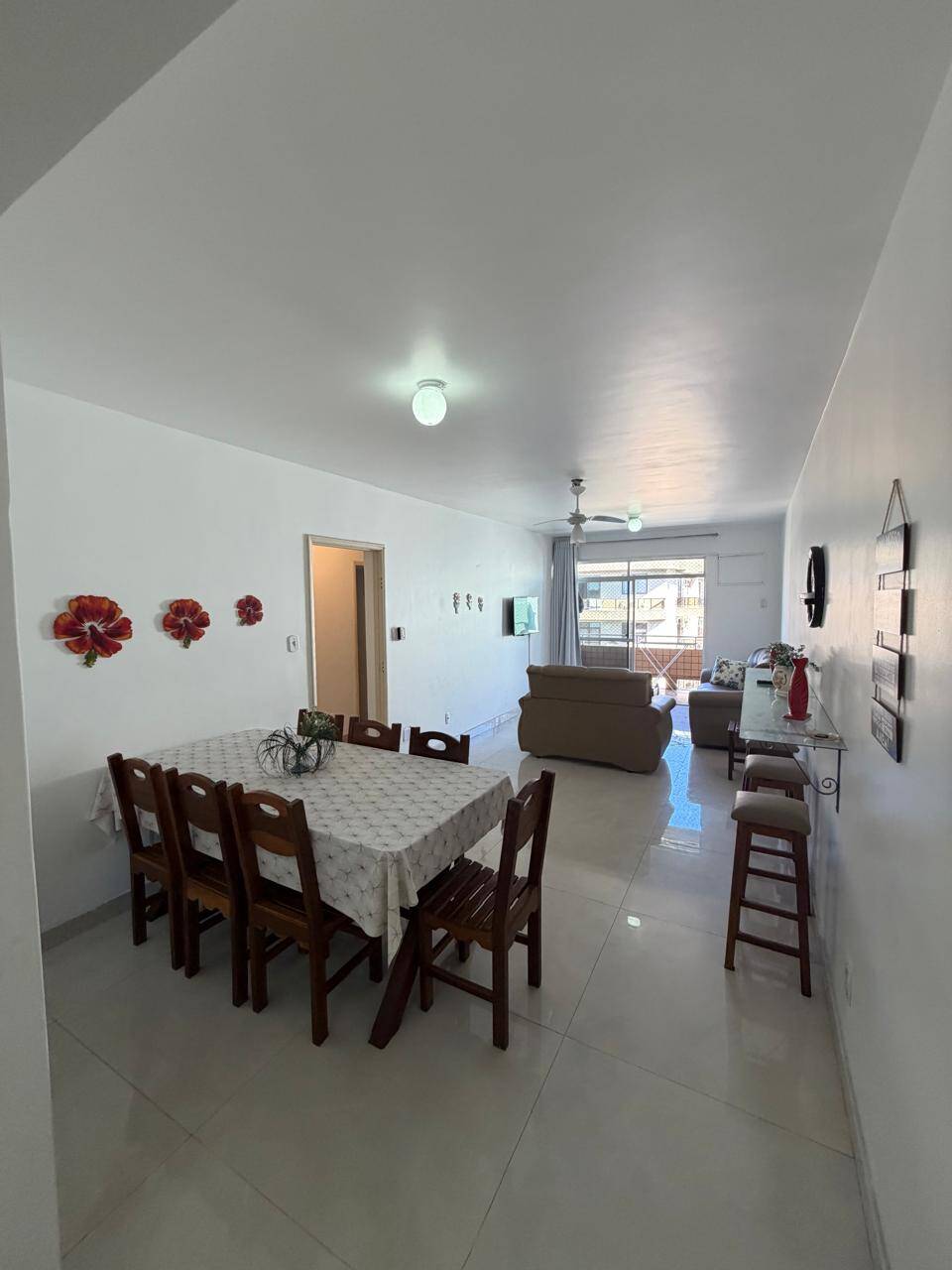 #2725 - Apartamento para Locação em Cabo Frio - RJ