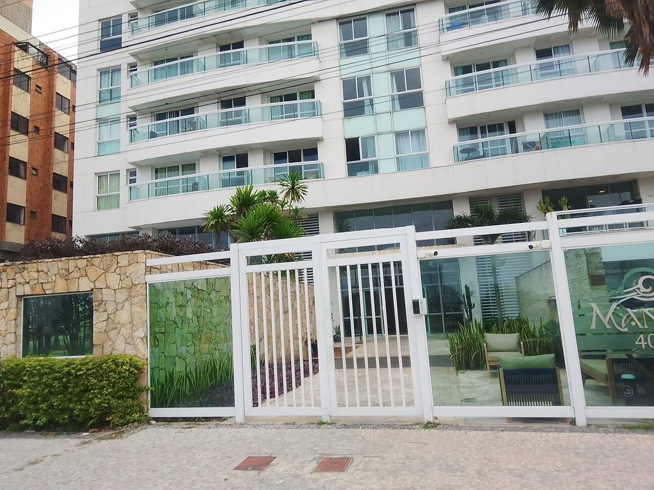 #2742 - Apartamento para Venda em Cabo Frio - RJ