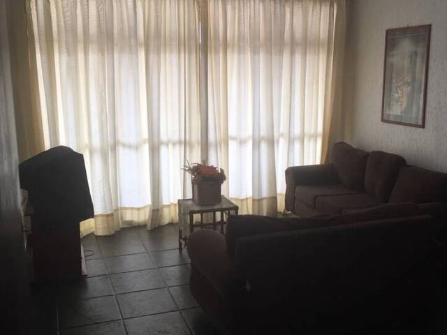 Apartamento para Venda em Cabo Frio - 2