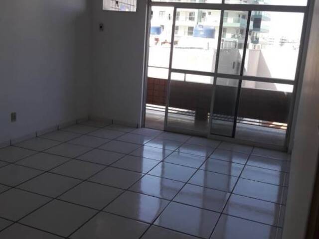 Apartamento para Venda em Cabo Frio - 2