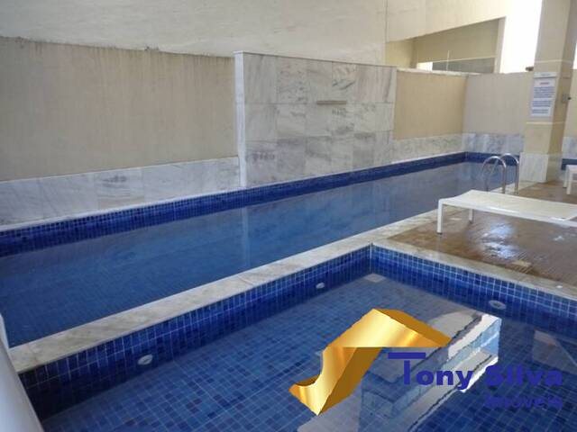 #745 - Apartamento para Venda em Cabo Frio - RJ