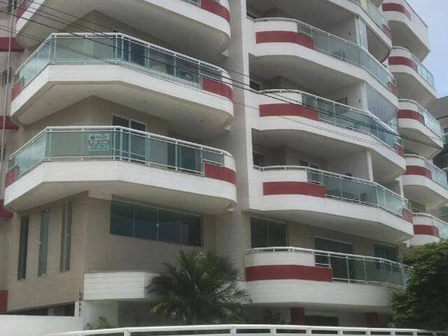 #746 - Apartamento para Venda em Cabo Frio - RJ