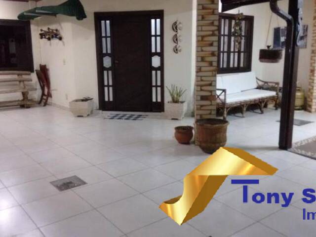 #834 - Casa para Locação em Cabo Frio - RJ