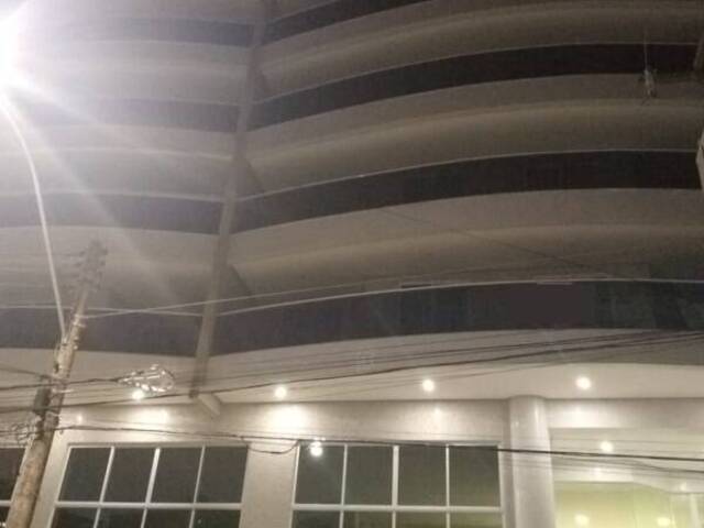 #1012 - Apartamento para Venda em Cabo Frio - RJ