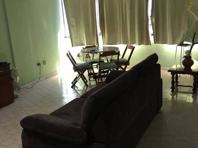 #1318 - Apartamento para Locação em Cabo Frio - RJ