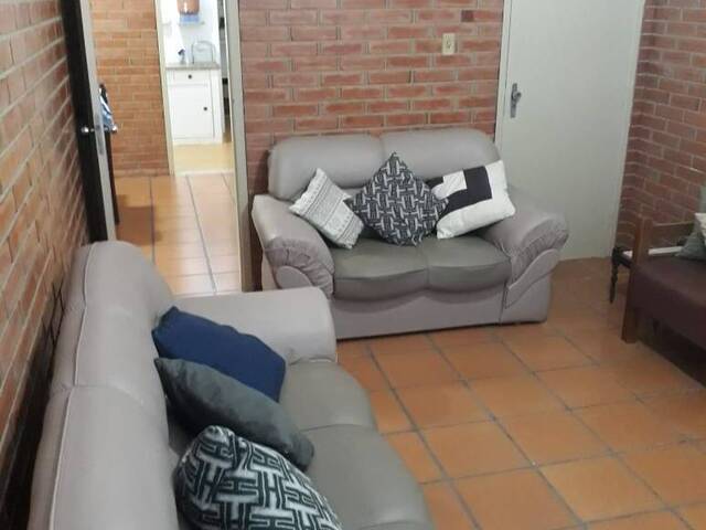 #1424 - Apartamento para Venda em Cabo Frio - RJ