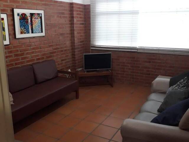 #1424 - Apartamento para Venda em Cabo Frio - RJ