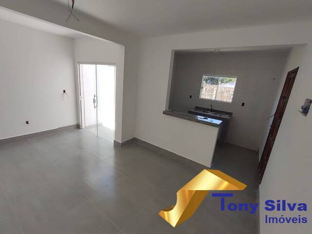 #1557 - Casa para Venda em Cabo Frio - RJ