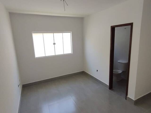 Casa para Venda em Cabo Frio - 4