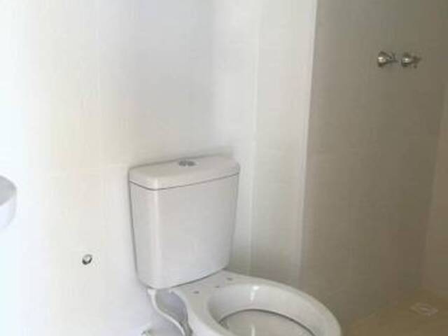 #1584 - Apartamento para Locação em São Pedro da Aldeia - RJ