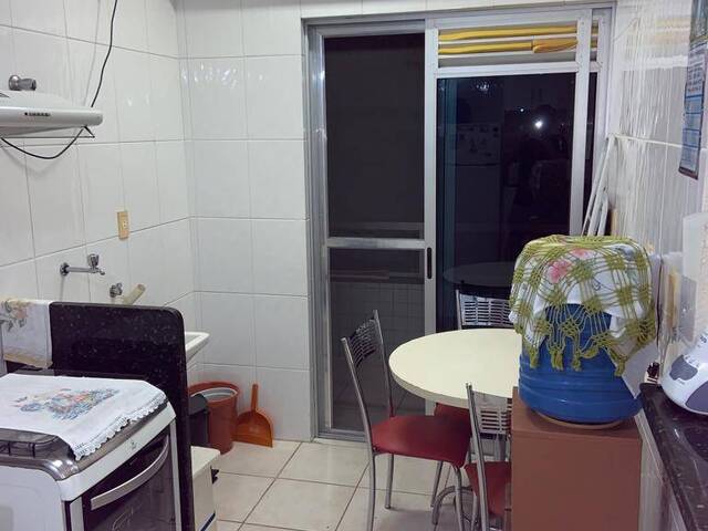 #1713 - Apartamento para Venda em Cabo Frio - RJ
