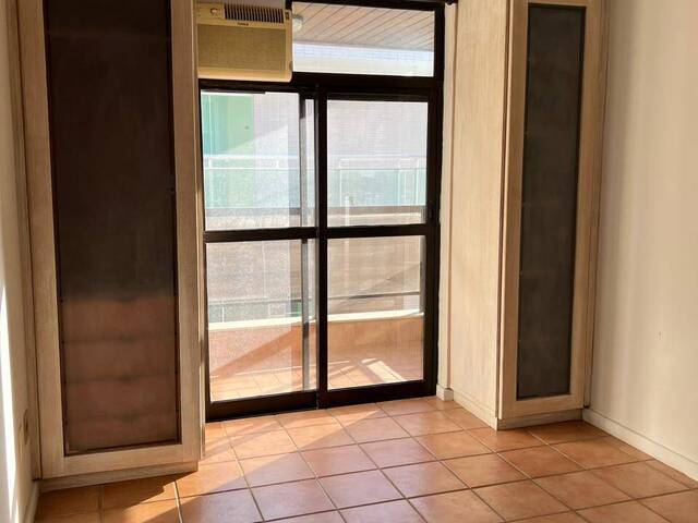 Apartamento para Venda em Cabo Frio - 4