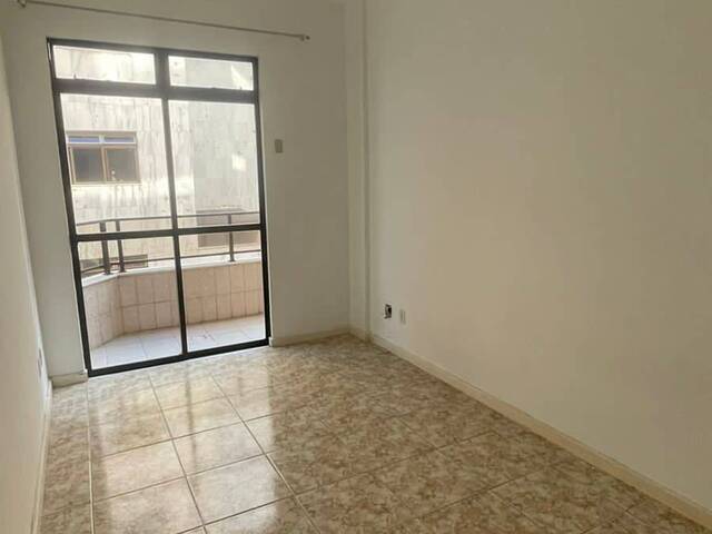 Apartamento para Venda em Cabo Frio - 4