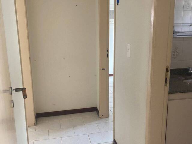 #2098 - Apartamento para Locação em Cabo Frio - RJ