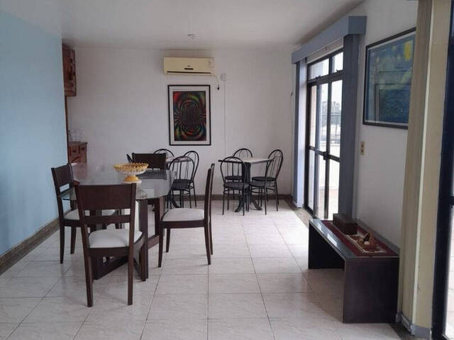 #2272 - Apartamento para Venda em Cabo Frio - RJ