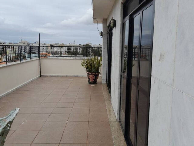 #2272 - Apartamento para Venda em Cabo Frio - RJ