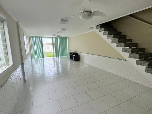 Casa para Venda em Cabo Frio - 4
