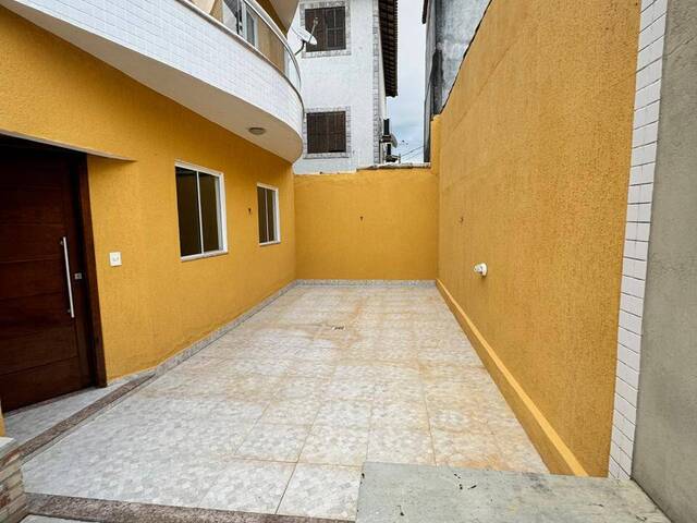 #2402 - Casa para Venda em Cabo Frio - RJ - 3