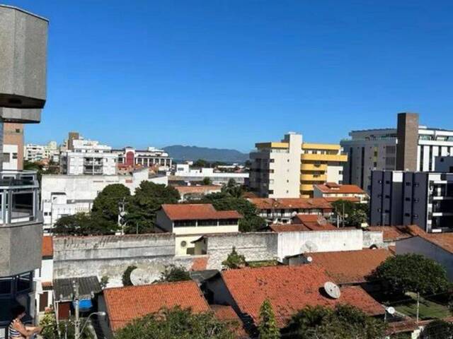 #2435 - Apartamento para Locação em Cabo Frio - RJ
