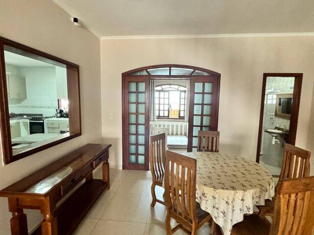 #1977 - Casa para Venda em Cabo Frio - RJ