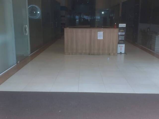 Sala para Locação em Cabo Frio - 4