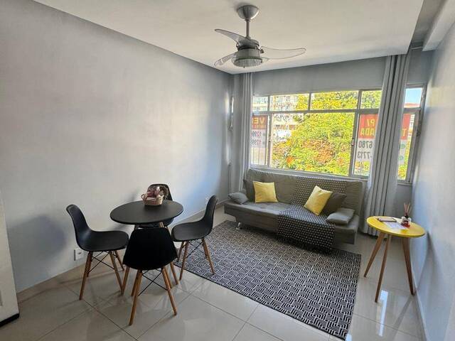 #2496 - Apartamento para Venda em Cabo Frio - RJ - 2