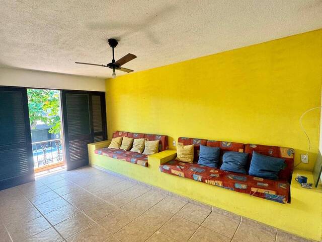 #2499 - Apartamento para Venda em Cabo Frio - RJ - 3