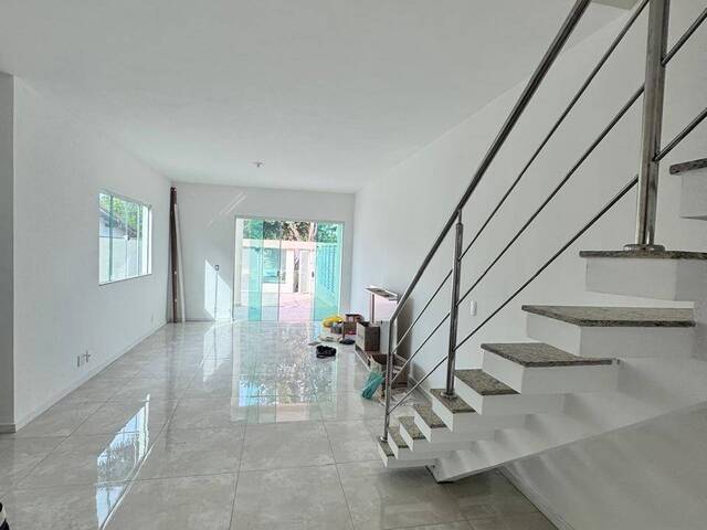 #2519 - Casa para Venda em Cabo Frio - RJ - 2