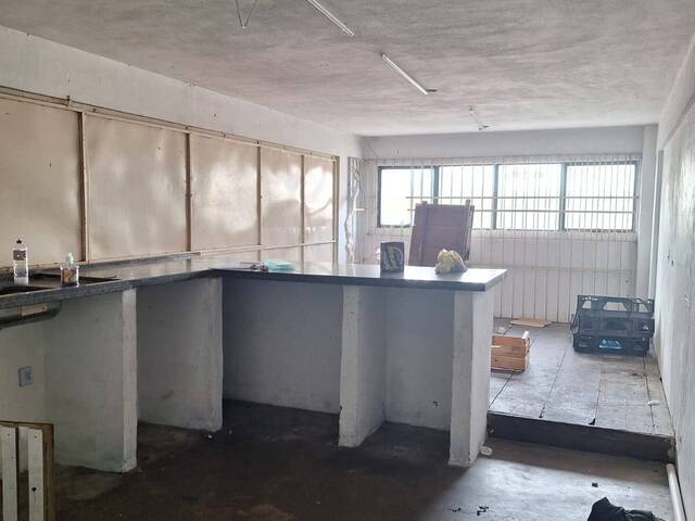 Sala para Locação em Cabo Frio - 4