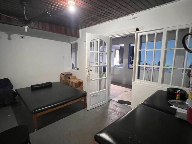 #2526 - Ponto Comercial para Locação em Cabo Frio - RJ - 2