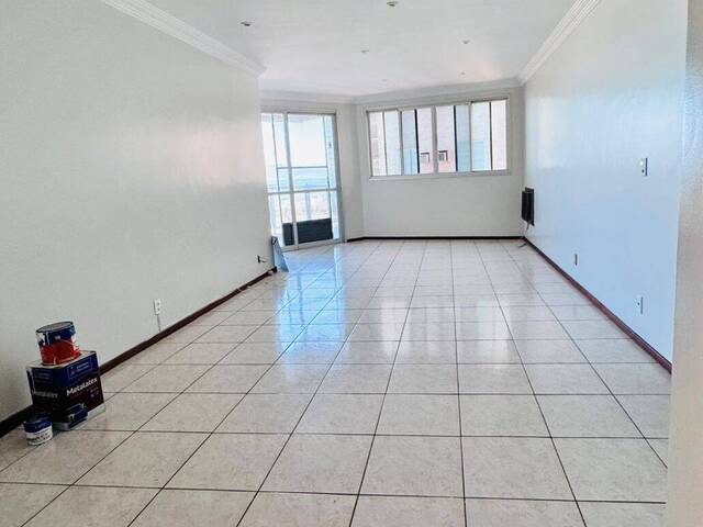 Apartamento para Venda em Cabo Frio - 5