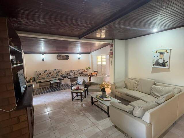 #2534 - Casa para Locação em Cabo Frio - RJ - 2