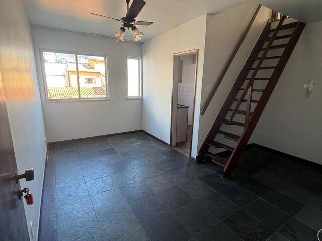 #2547 - Apartamento para Venda em Cabo Frio - RJ - 3