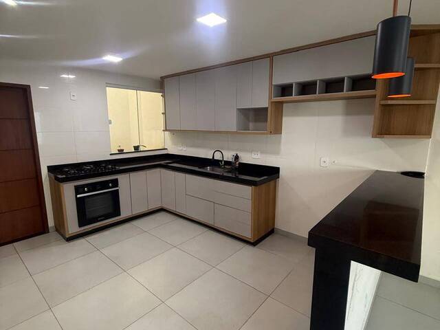 #2530 - Casa para Locação em Cabo Frio - RJ